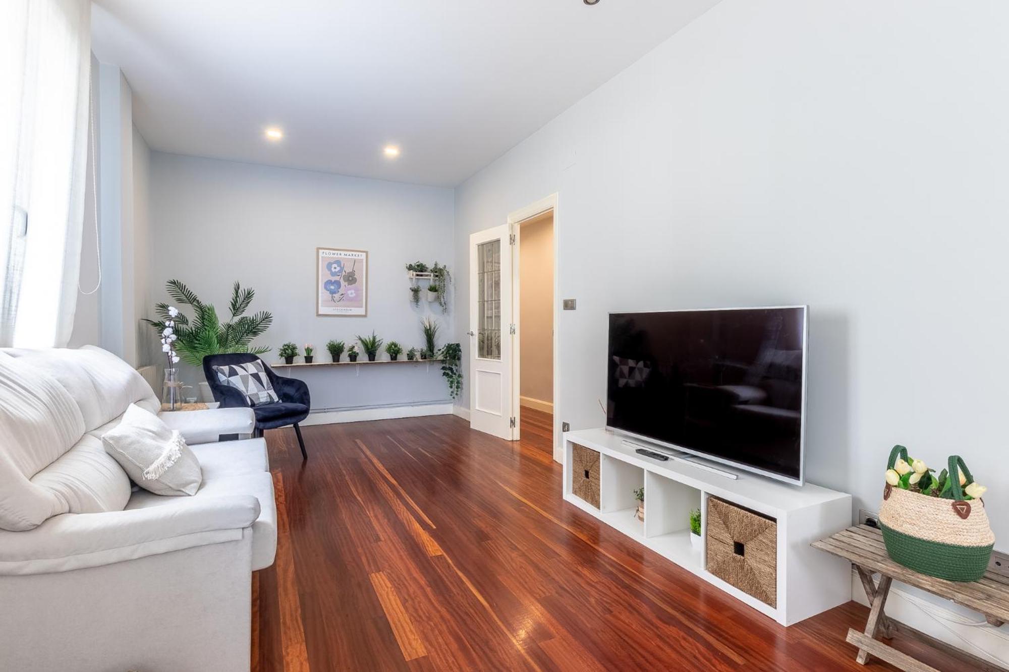 Bilbao Tranvia 51 Apartment ภายนอก รูปภาพ